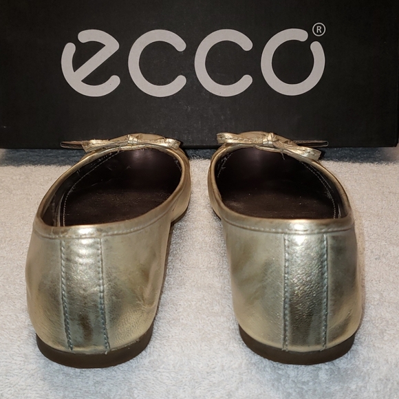 Ecco Goya Bow metallic gold leather ballet flats,7 - Picture 7 of 10